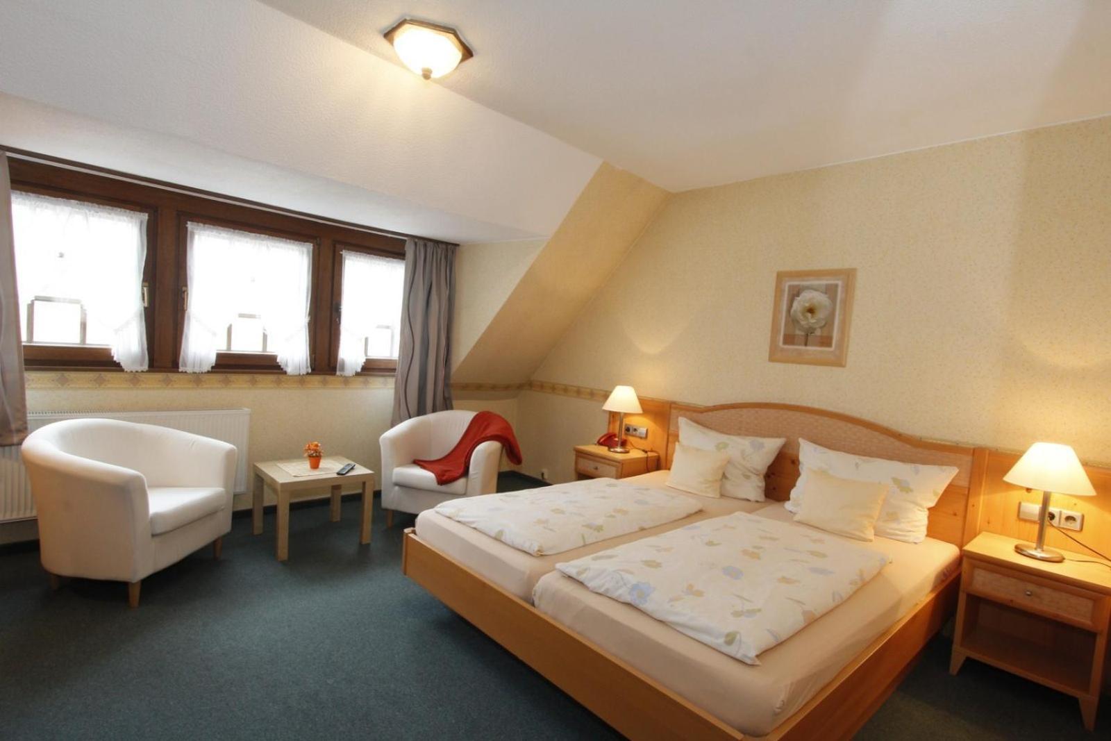 Hotel-Garni-Kachelburg Dieblich Esterno foto