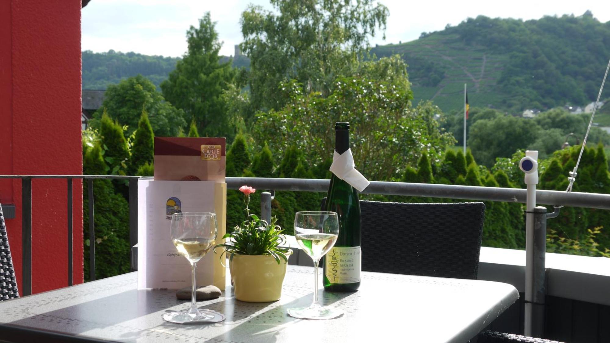 Hotel-Garni-Kachelburg Dieblich Esterno foto