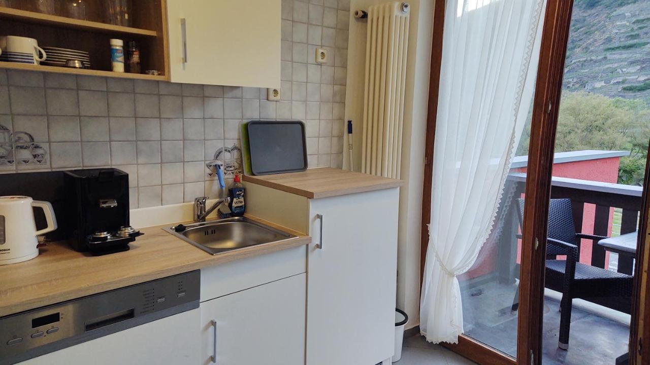 Hotel-Garni-Kachelburg Dieblich Esterno foto